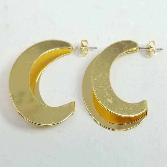 Vintage Gold Tone C Shape Hoop Earrings, Folded Over, Retro 80s 90s Estate - Picture 1 of 5